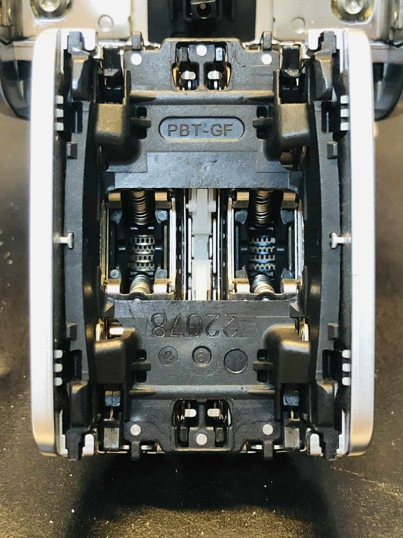 【美品】Braun Series 8 8340s メンズシェーバー