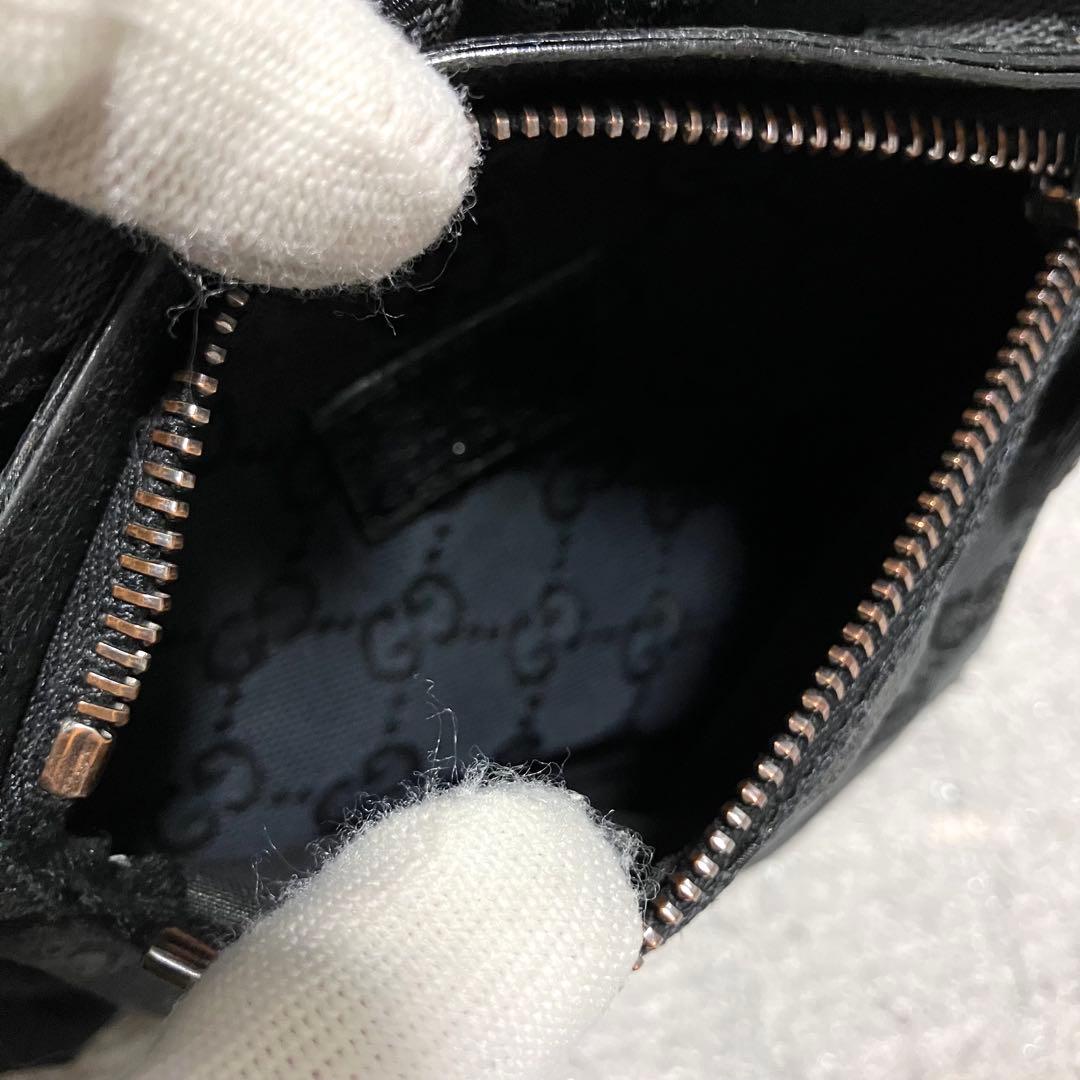 グッチ［ボディバッグ］GGキャンバス　クロスボディ　ショルダーバッグ　ブラック