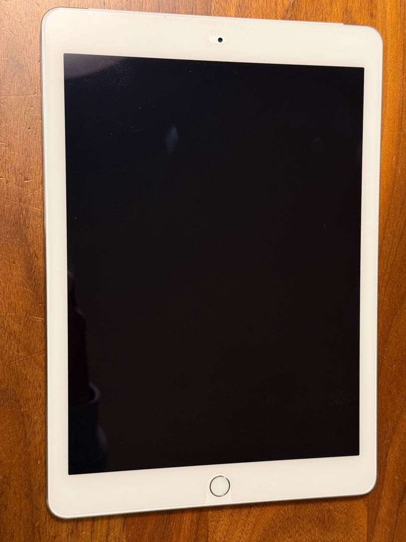 iPad Air 2 32GB Wi-Fi+Cellular シルバーA1567