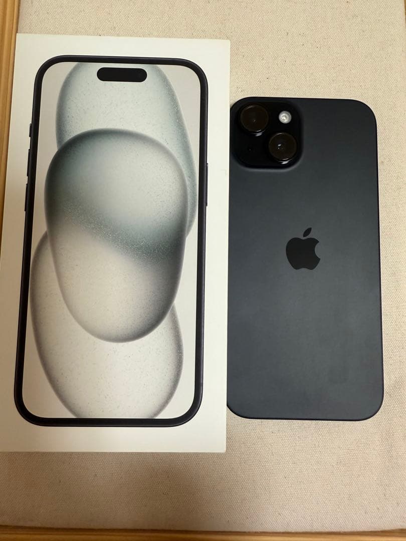 【美品】iPhone15 256GB 本体　SIMフリー　アイフォーン15