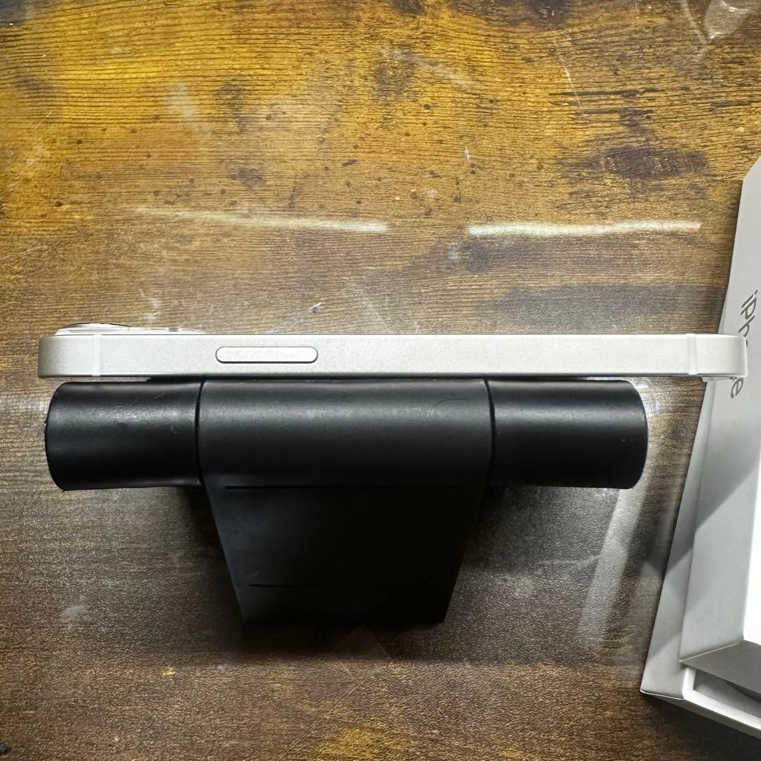 iPhone 13 mini ホワイト 128 GB SIMフリー本体