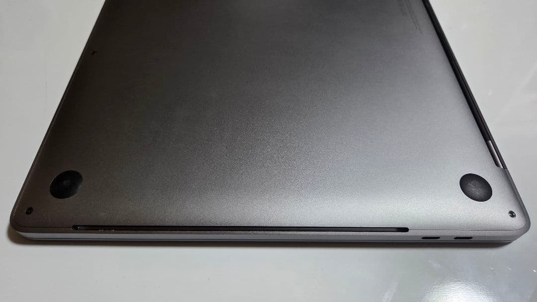 MacBook本体 MacBook Pro 15-inch 2018 i7 32GB 512GB