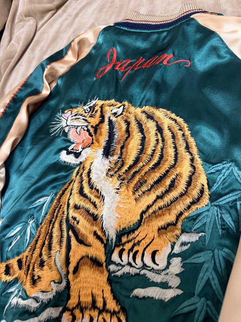 美品２面用 テーラー東洋 虎 日本限定 スカジャン vintage サテン