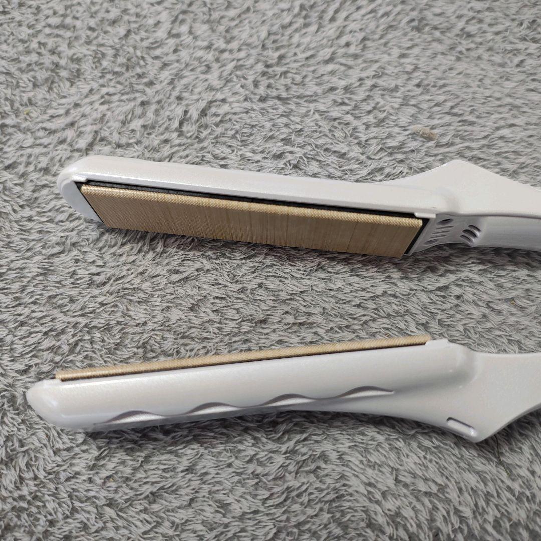 KINUJO（絹女／キヌージョ）ストレートヘアアイロン LM225