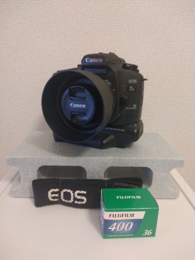 【本日限定価格】 EOS 7s + 50/1.8 STM + BP-300