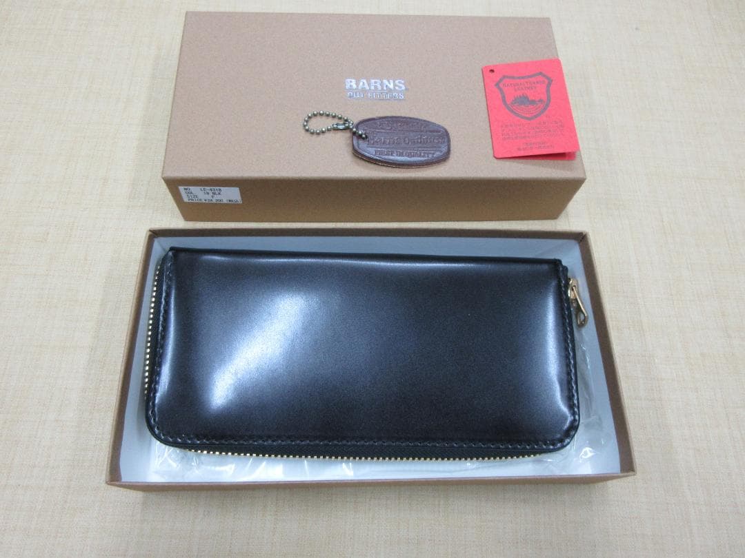 BARNS OUTFITTERS コードバン黒　ラウンドファスナー長財布
