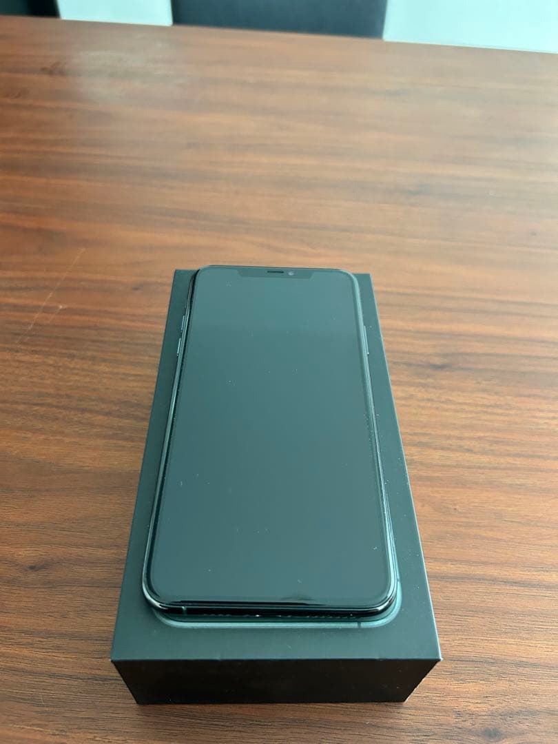 iPhone11Pro Max 64GB本体