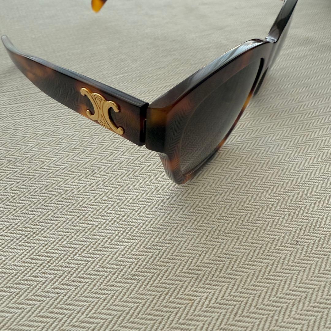 ほぼ未使用★CELINE★ブラウンサングラス ケース付き