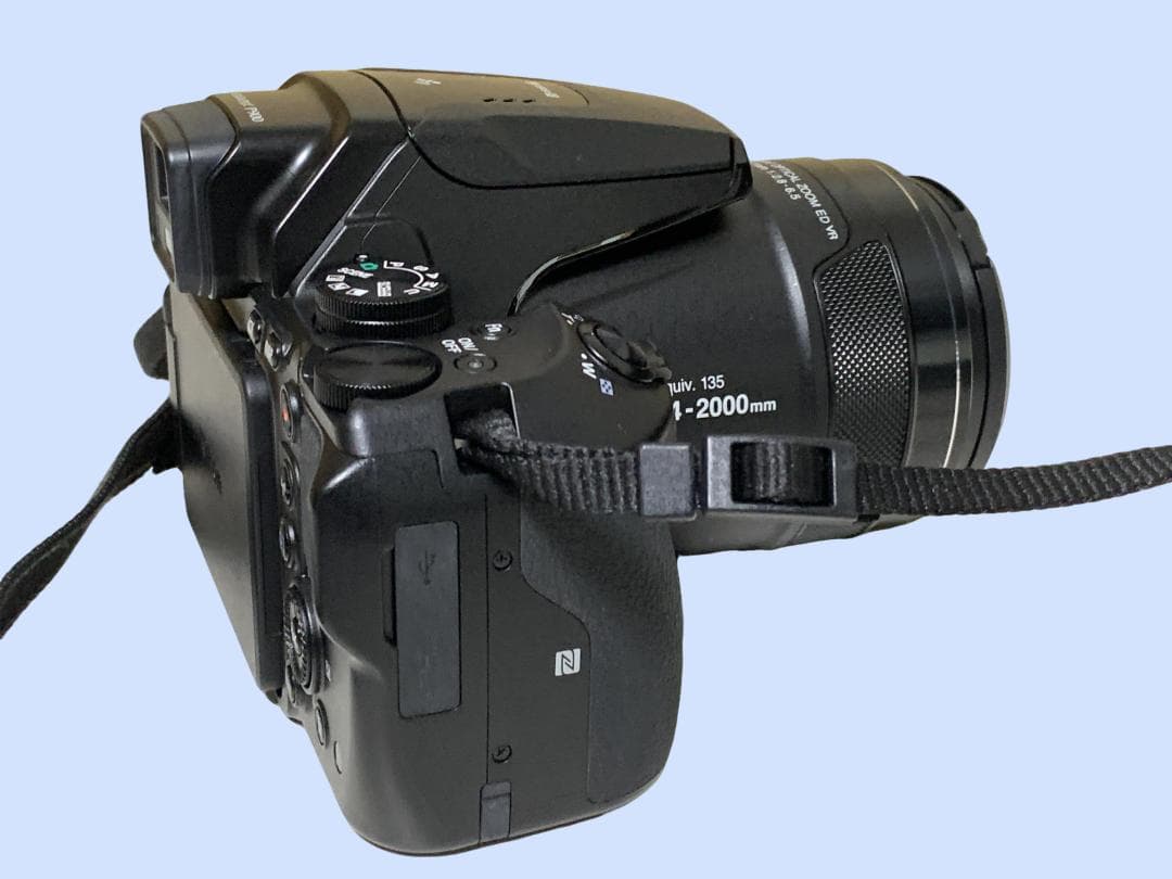 M7941 Nikon COOLPIX P900 コンパクトデジタルカメラ