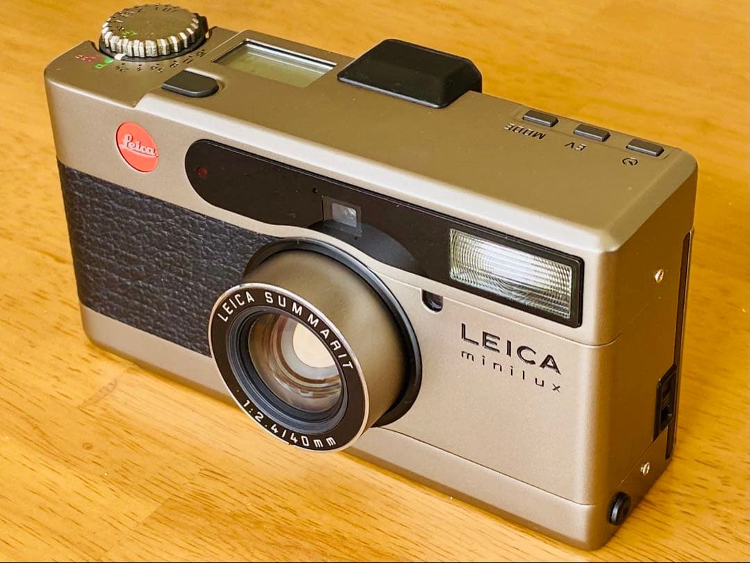 フィルムカメラ leica minilux