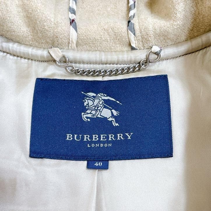 バーバリーロンドン　レディース　ダッフルコート　ベージュ