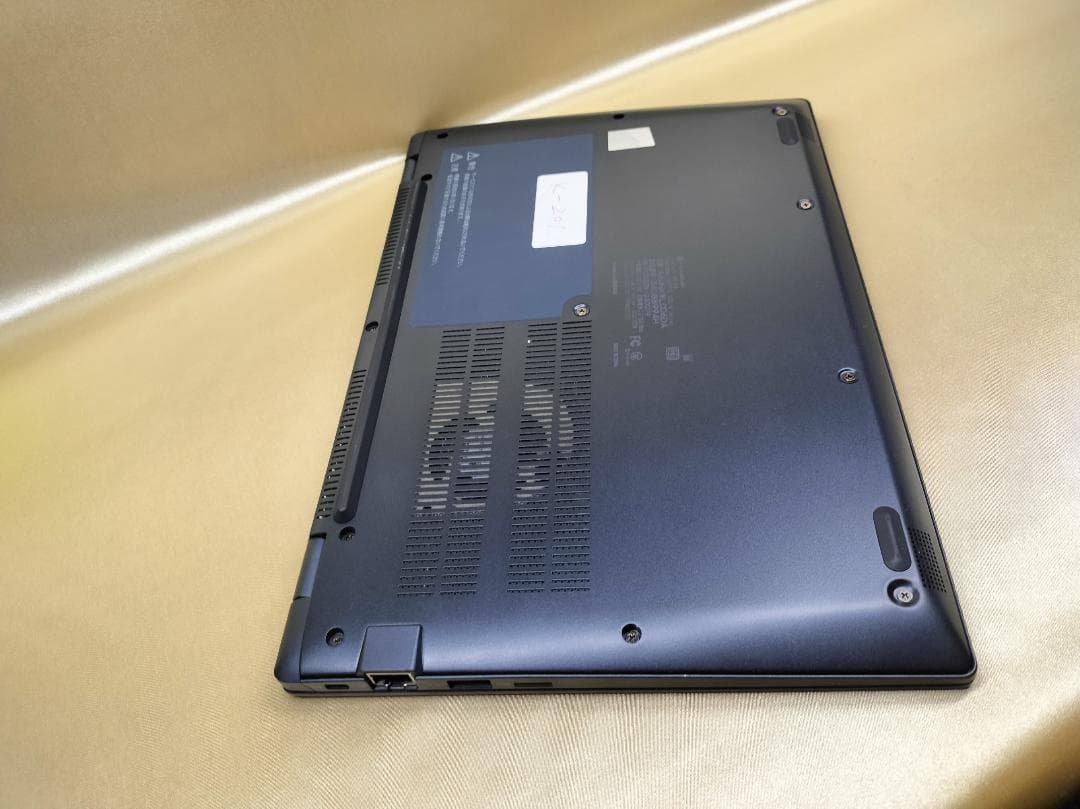 東芝　Dynabook G83/KW　高性能　2023年モデル(K-201)