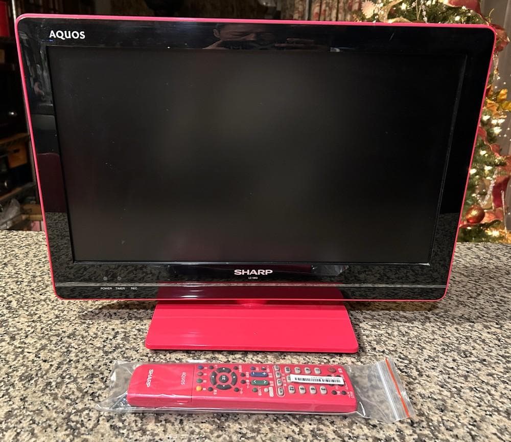 ★シャープ(SHARP)アクオス/LC 19K5-P (ピンク) 美品