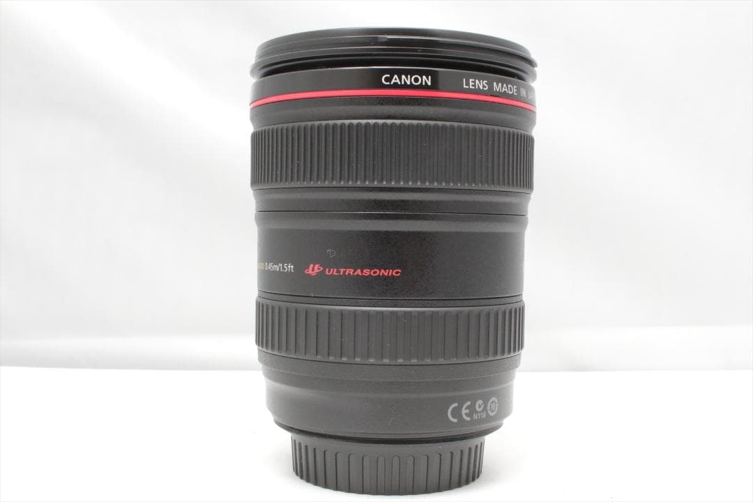 Canon EF 24-105mm f/4 L IS USM　ズームレンズ