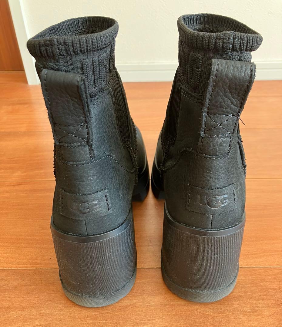 靴 UGG Moxy Chelsea 24cm