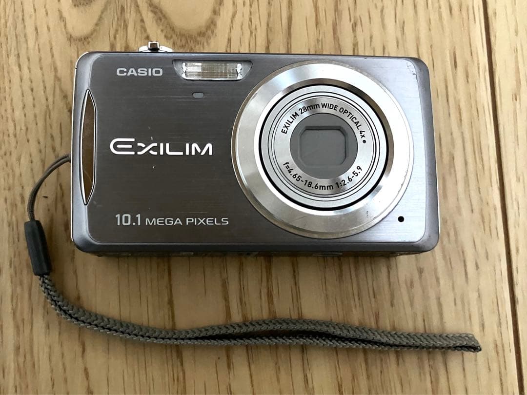 CASIO　EX-Z270　コンパクトデジタルカメラ