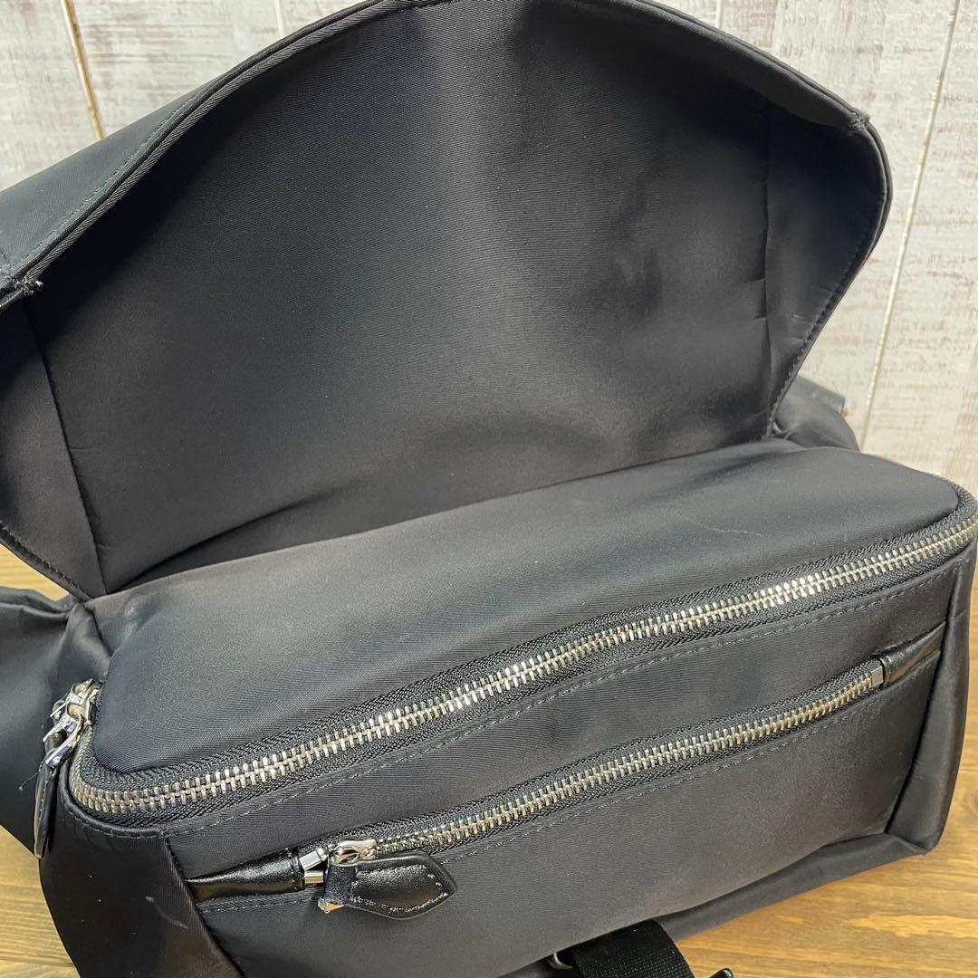 GIVENCHY ロゴ入りナイロン　パンドラベルドバッグ