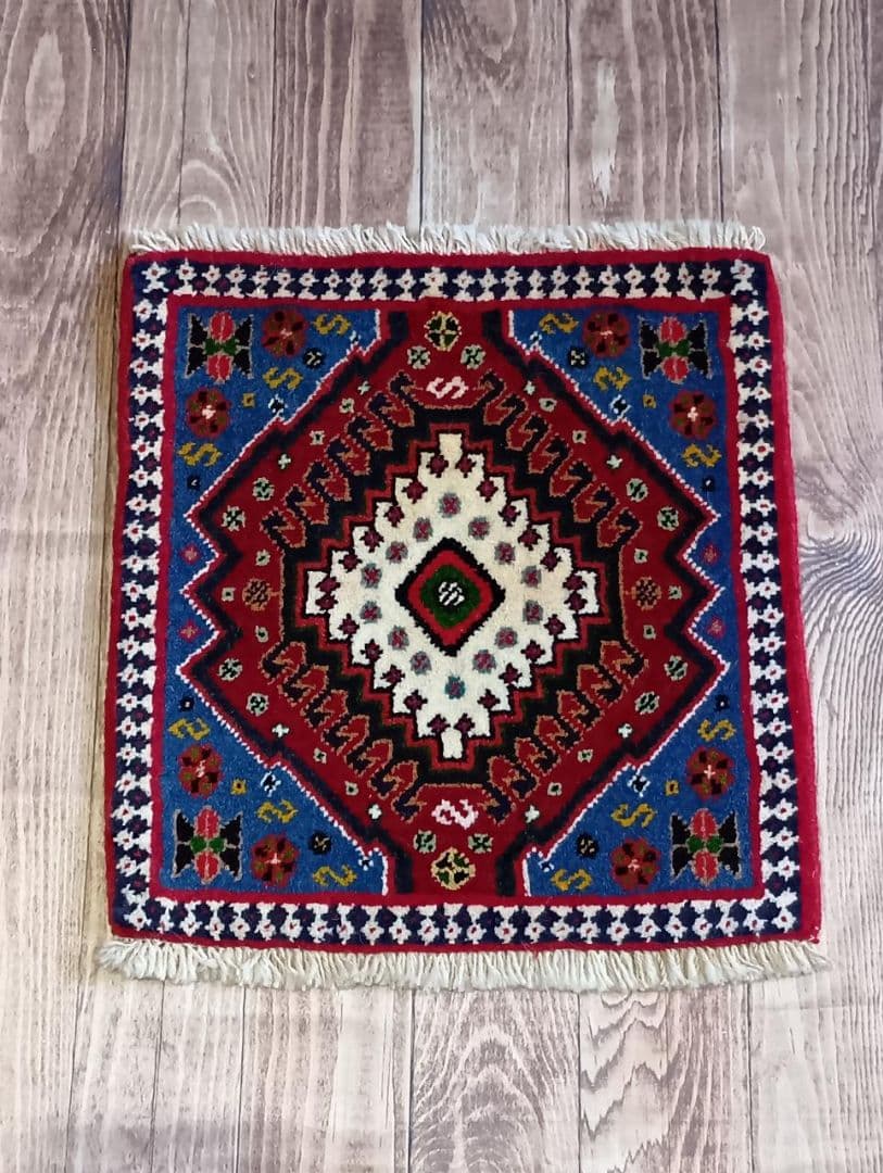 ペルシャ絨毯　ヤラメ絨毯　座布団　手織り　イラン　座布団ヤラメ(6)