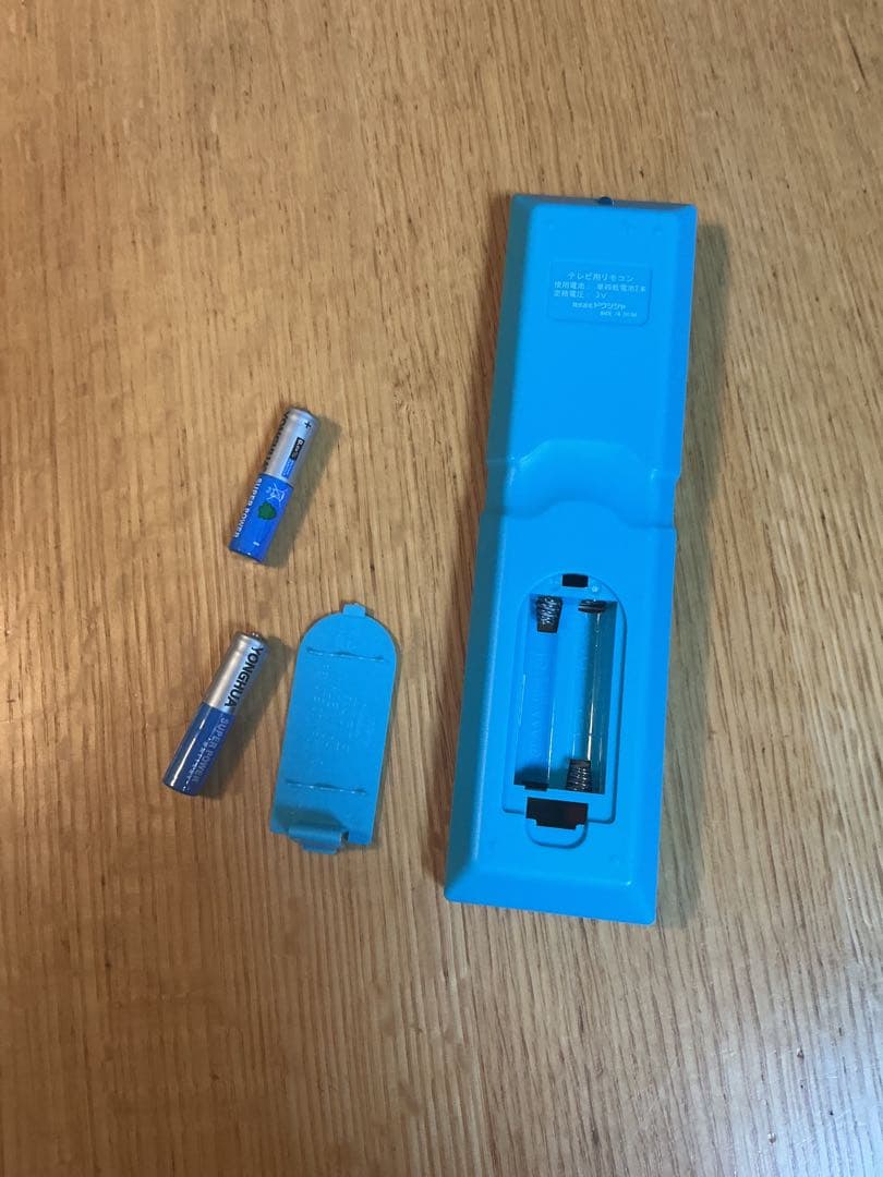 美品　届いてすぐ使える SANSUI 32型テレビ ブルー おしゃれ 付属品完備