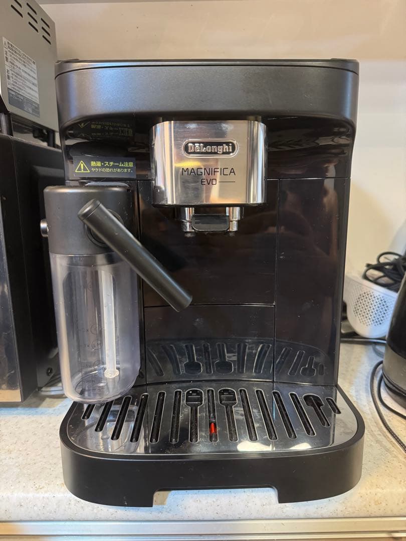 デロンギマグニフィカEVO ECOM29064B