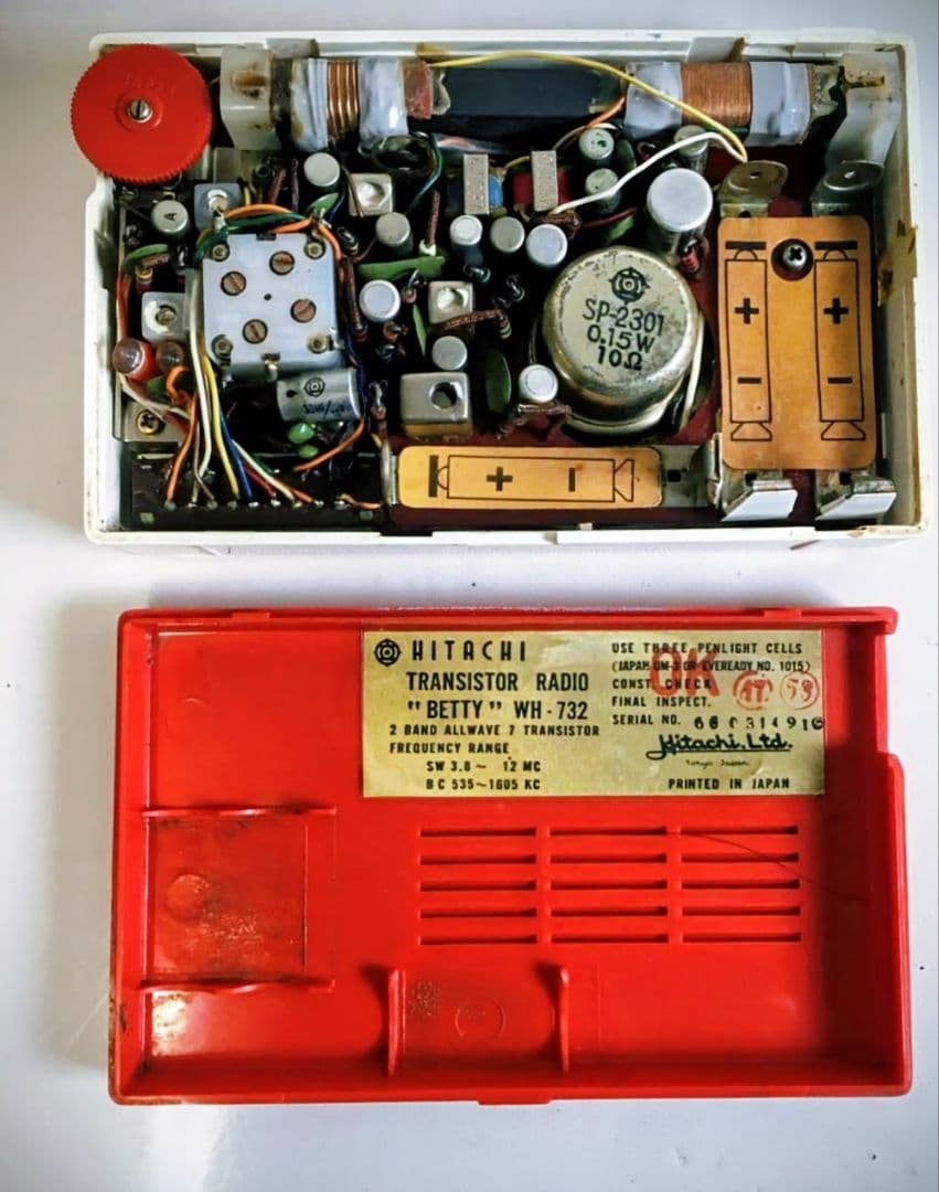 昭和レトロ　日立 トランジスタラジオ WH-732　ベティ　 動作確認動画あり
