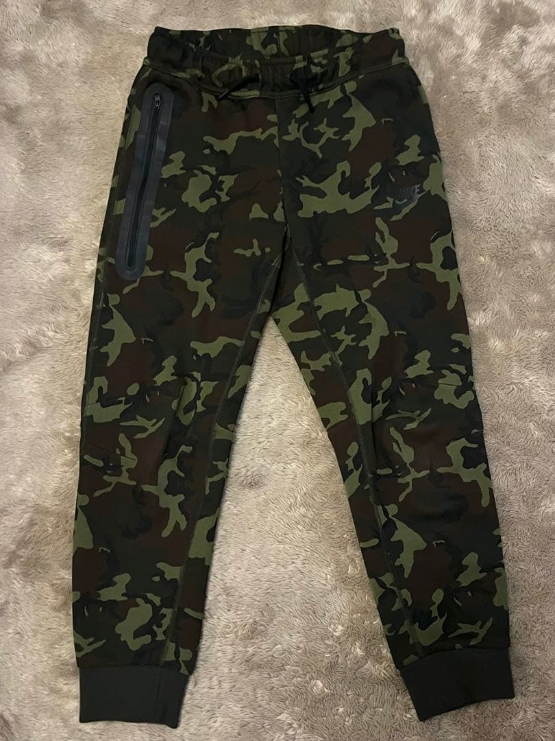 g*3様 2024年モデル　テックフリース　ナイキ　レア柄　カモ　迷彩　セットア