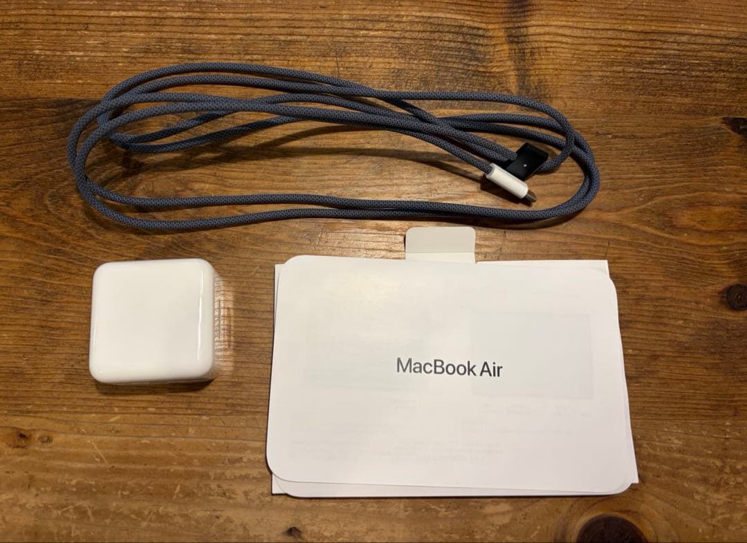 【美品・長期保証】MacBook Air M3（13）16GB 512GB