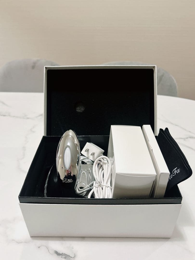 リファ refa ヘッドマッサージ機