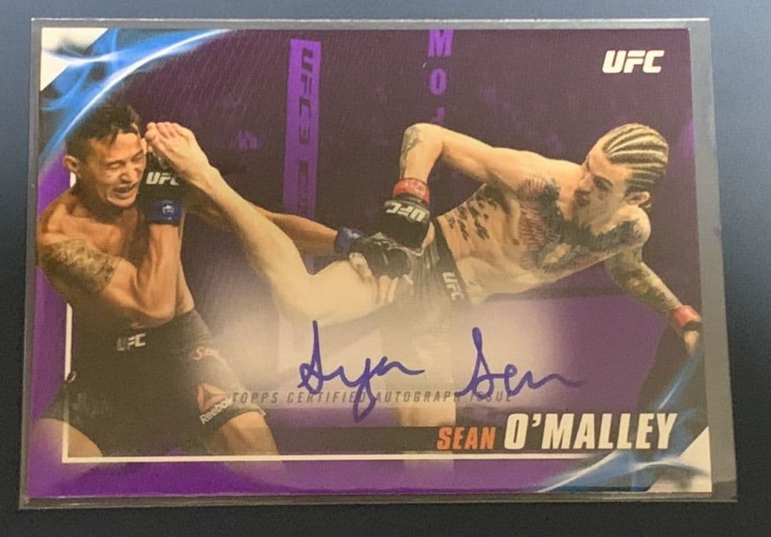 ufc バンダム級王者　ショーンオマリー　サインカード