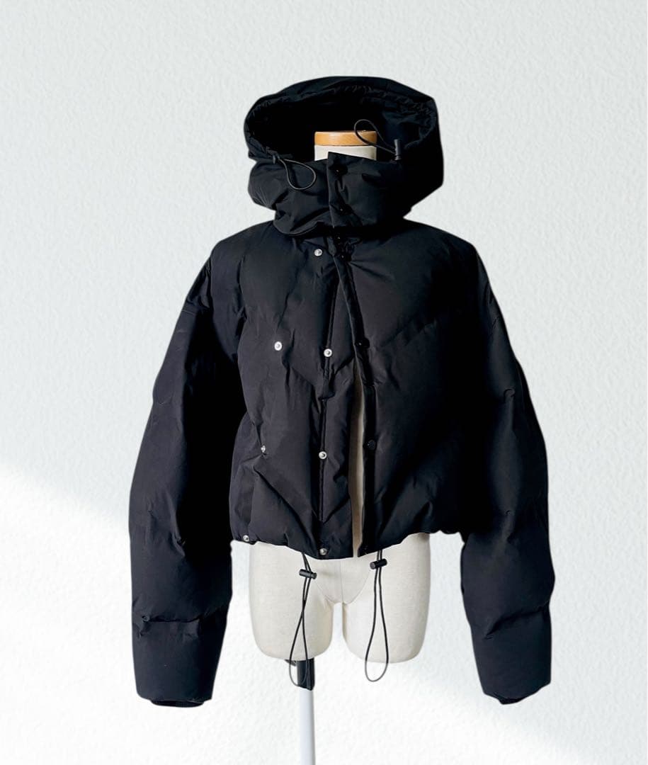 30万 BOTTEGA VENETA ショート ダウン ジャケット コート 黒S