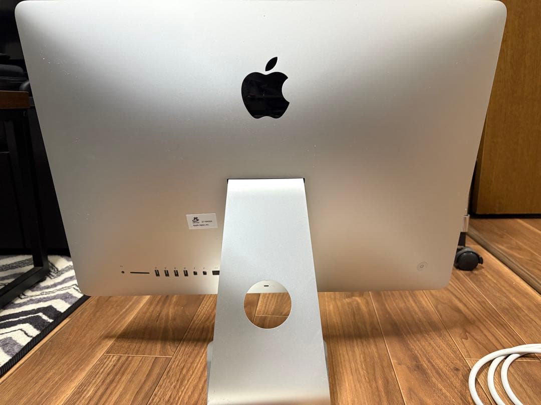 iMac 21.5インチ Retina4K 2015 256GB i5 8GB