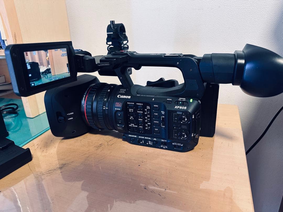 【大幅値下げ】Canon XF605 4Kビデオカメラ BP A60付