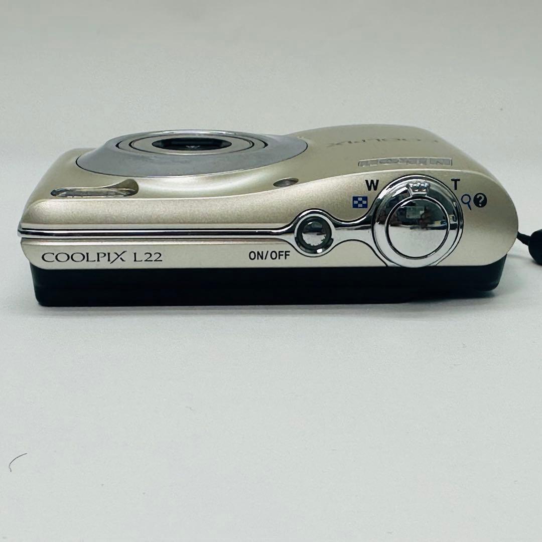 Nikon COOLPIX L22シルバー コンパクトデジタルカメラ