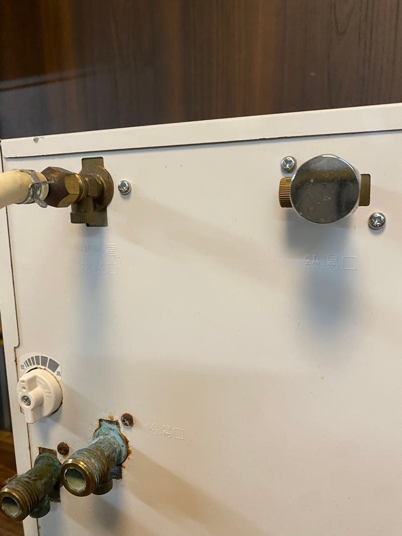 ク*ル様 イトミック　電気温水器　2019年製　20L ESD20BRX220D