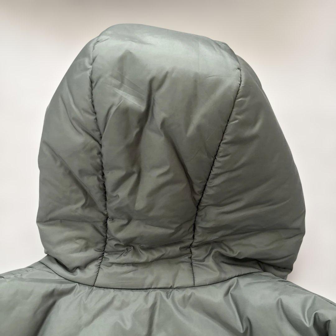 HELLY HANSEN アウター　ダウン　Mサイズ