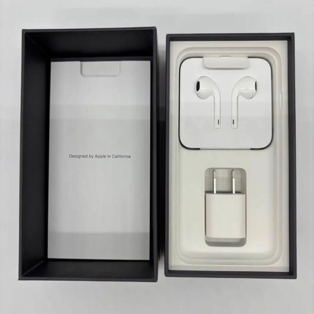 【ほぼ新品・未使用品】Apple iPhone 8 64GB SpaceGray