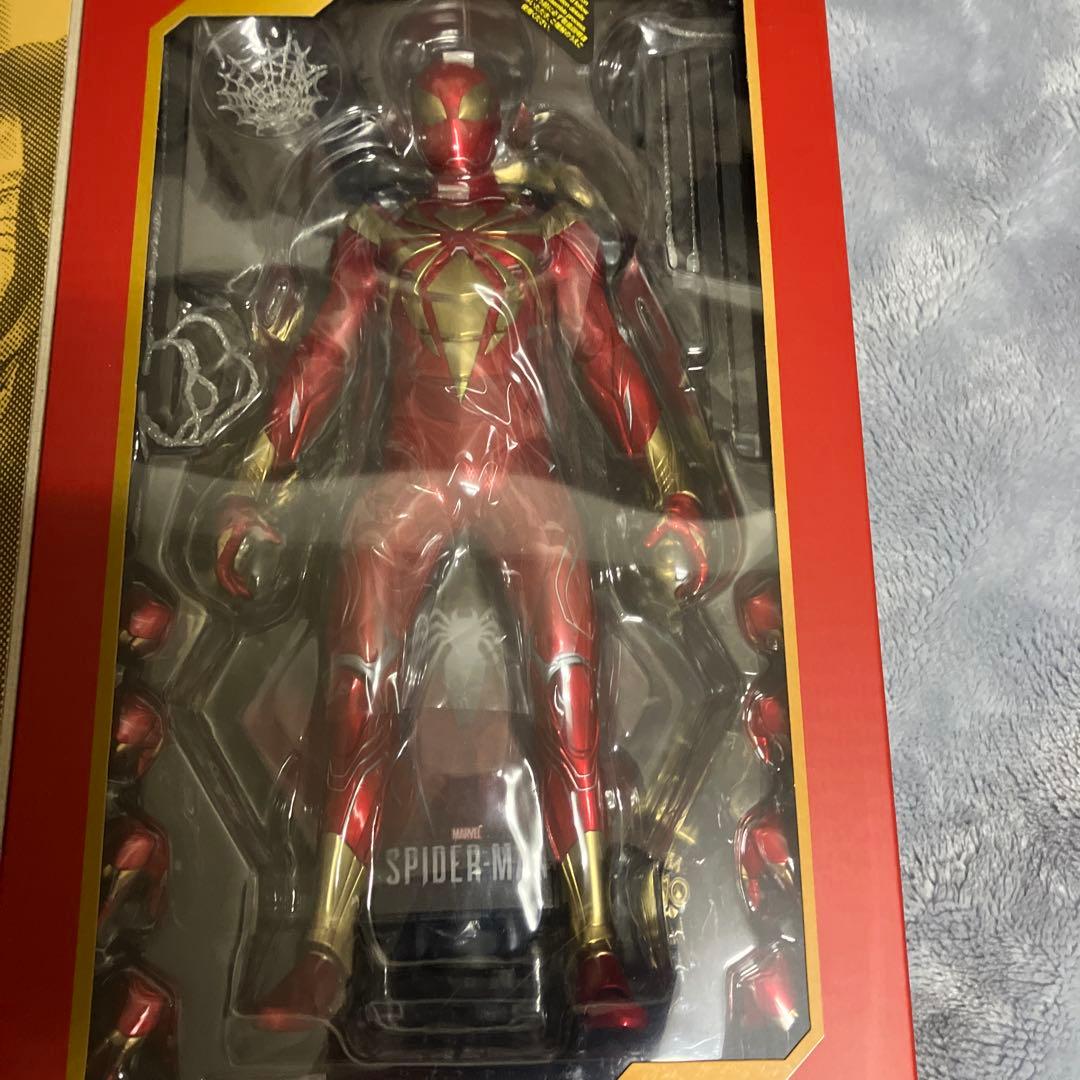 Iron Spider フィギュア　ホットトイズ