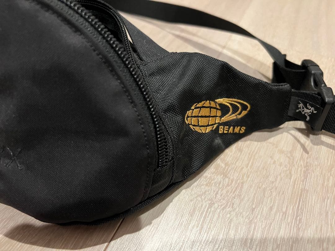 【新品】ARC'TERYX BEAMSコラボ　ボディバッグ色違い計２品
