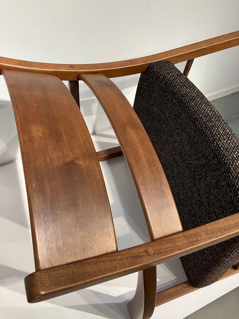 柏木工、ちょっと難ありアームチェア、日進木工、秋田木工、キツツキ、天童木工、北欧