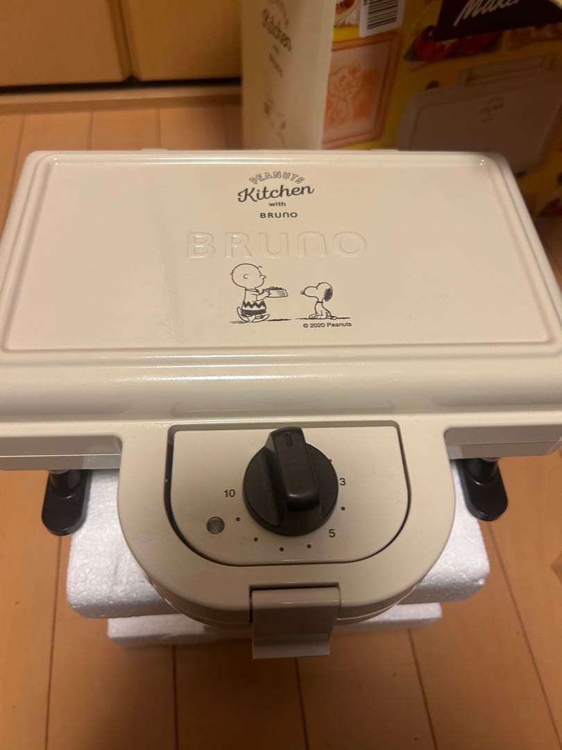 グリルサンドメーカーダブル　PEANUTS BRUNO