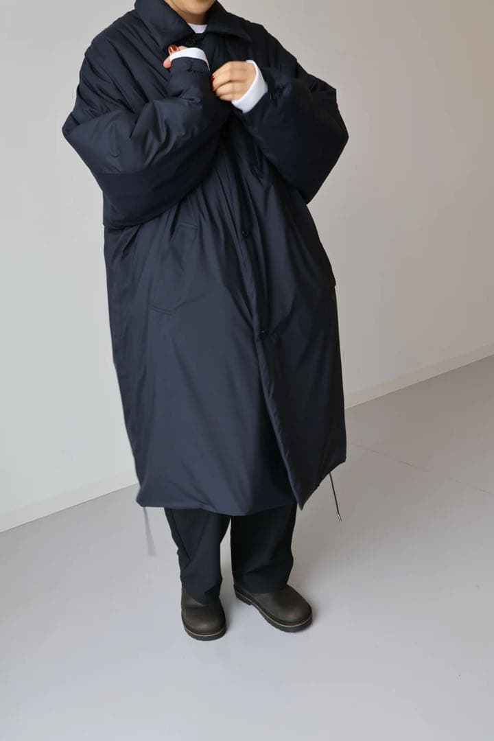 MIC. PUFF OVER COAT ユニセックス　ブラック