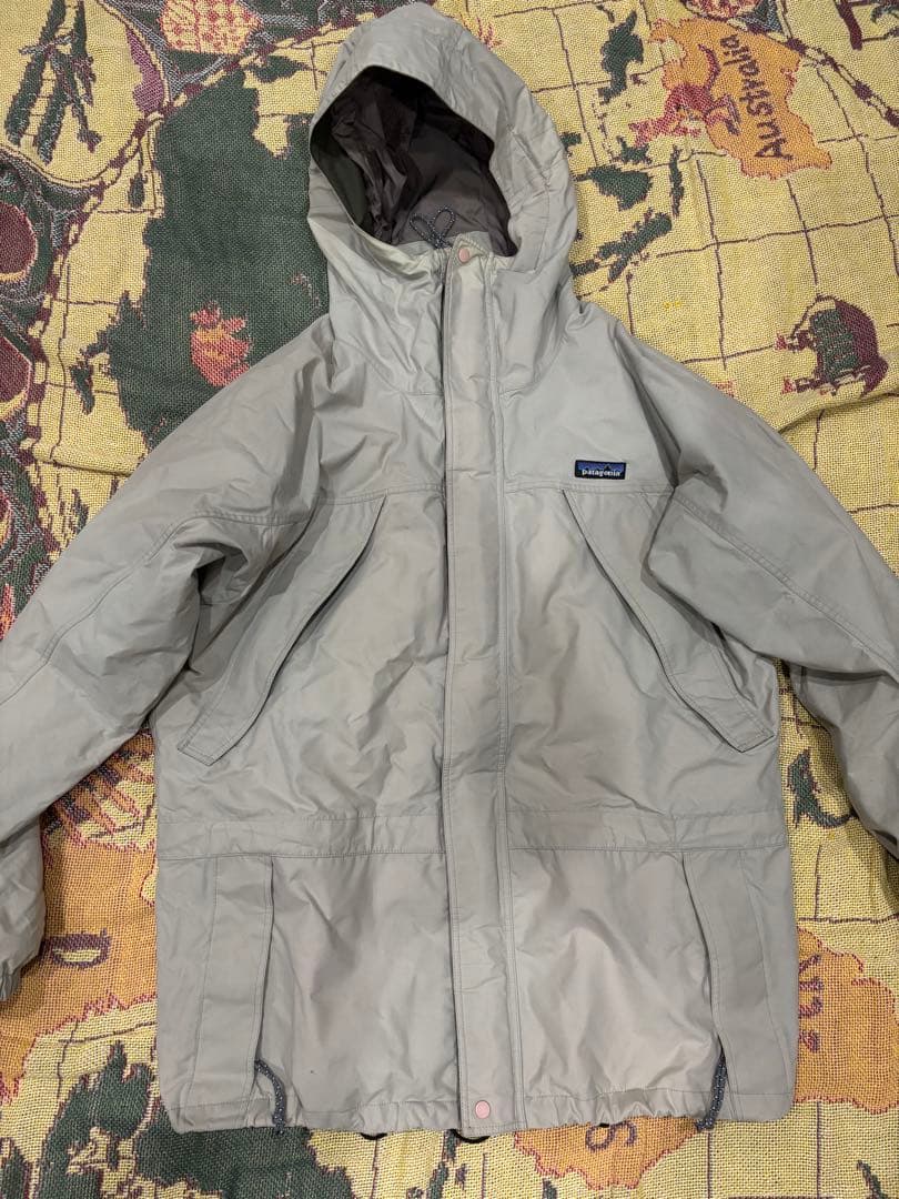 patagonia シェルジャケット M グレー