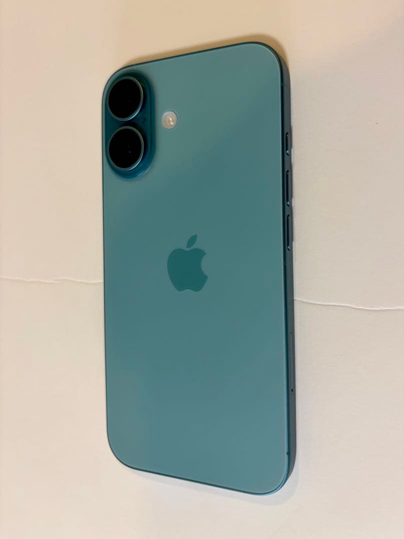 【極美品】iPhone16 128GB SIMフリー バッテリー94%ティール