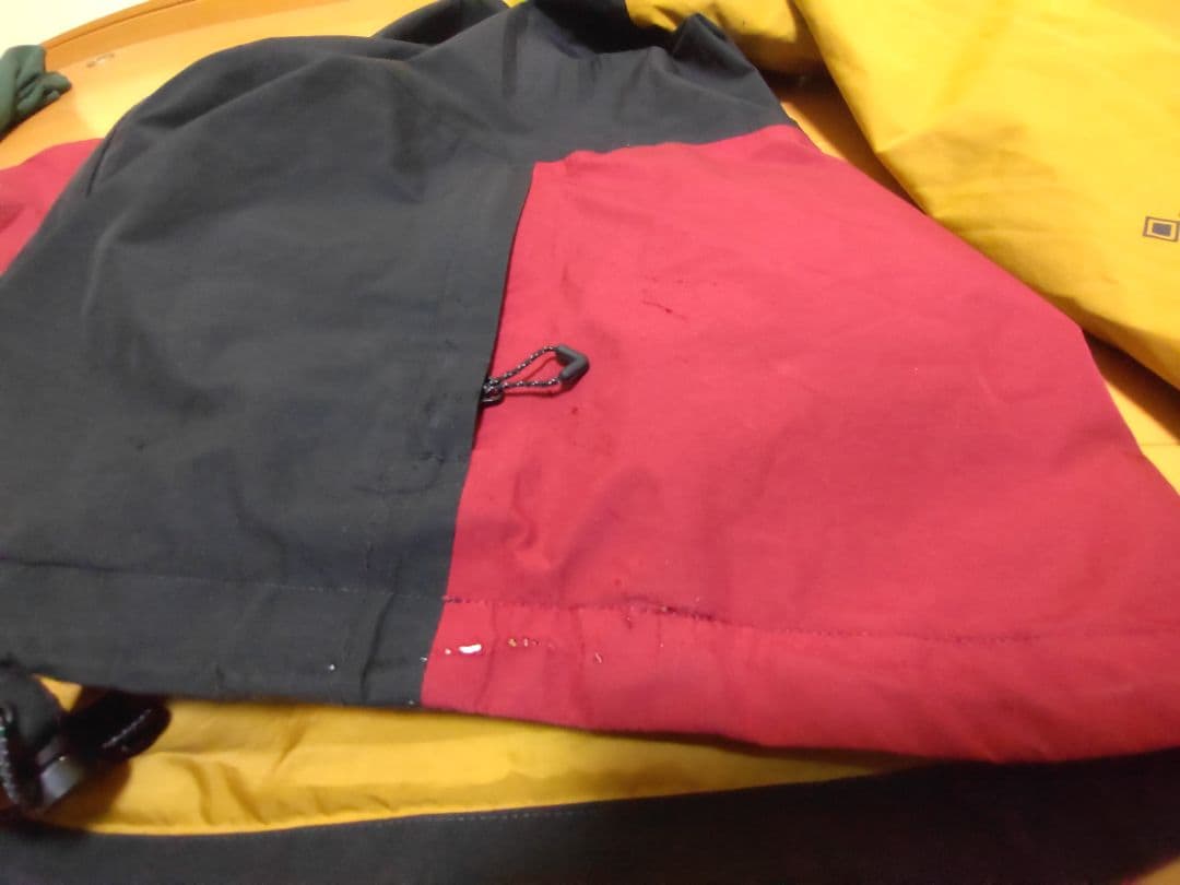 686 GORE-TEX　スノーボード　スキー　ウェア　ゴアテックス