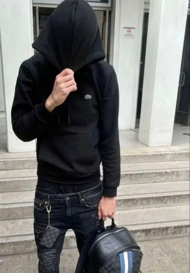 LACOSTE ブラック パーカー