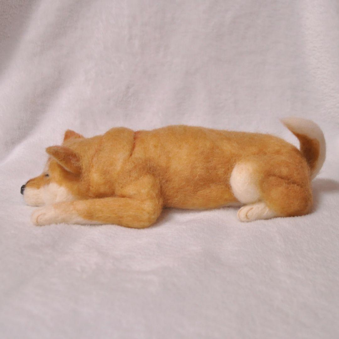 羊毛フェルト♡おねんねする柴犬