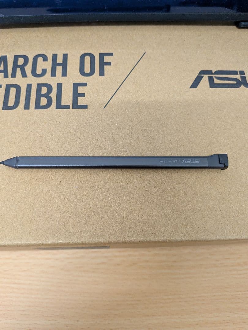 ASUS Chromebook CZ1000DVA 本体