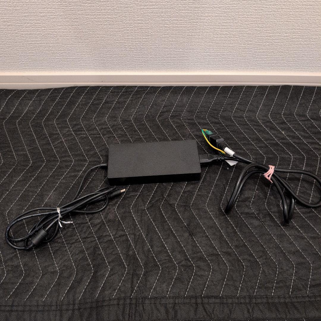 ■ LG UltraFine Display Ergo 27UN880-B