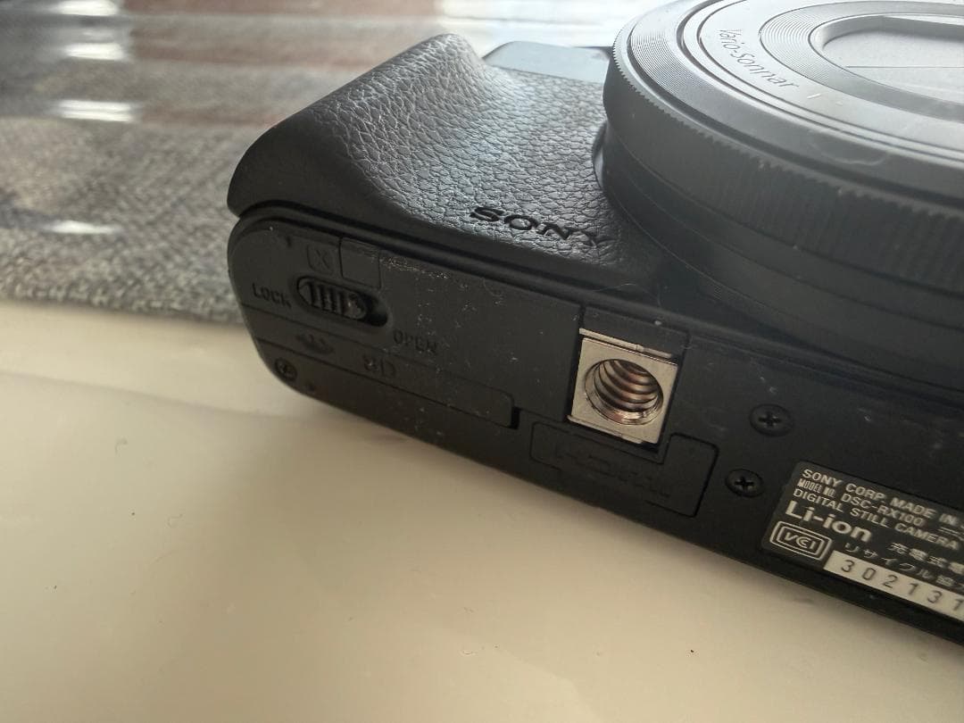 SONY RX100 初代 コンパクトデジタルカメラ 動作良好 本体のみ 傷あり