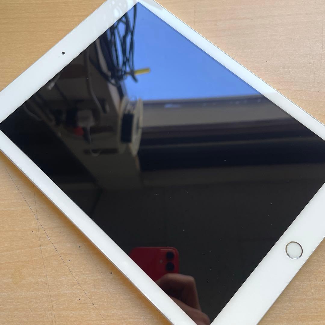 iPad 第5世代　A1822　Wi-Fiモデル　シルバー　32GB 美品　#5